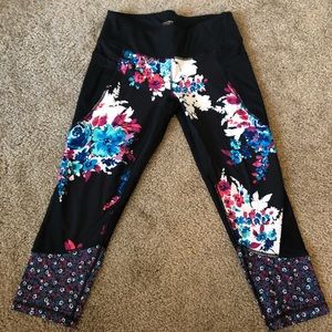 Jockey printed capris with mesh details!